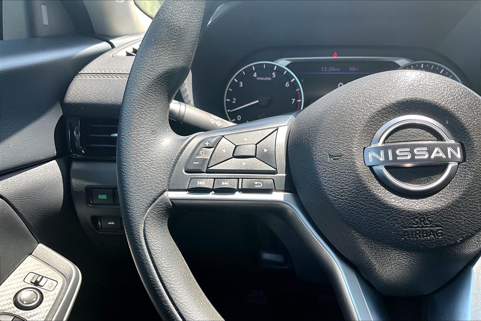 Used 2025 Nissan Sentra SV FWD image 12