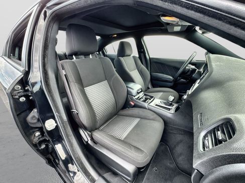 Used 2023 Dodge Charger SXT w/ Blacktop Package AWD/4WD image 14