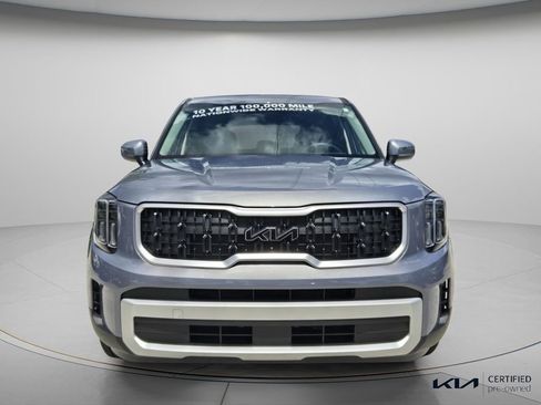 Certified 2025 Kia Telluride LX image 5