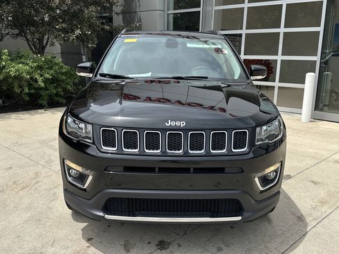 Used 2018 Jeep Compass Limited w/ Navigation Group AWD/4WD image 5