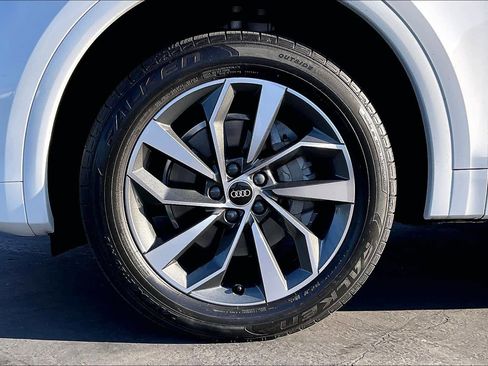Used 2023 Audi Q5 2.0T Premium Plus image 12
