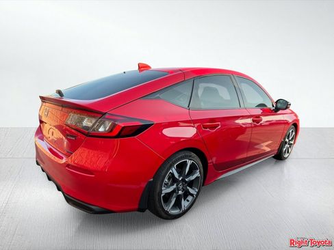 Used 2026 Honda Civic Sport Touring image 4