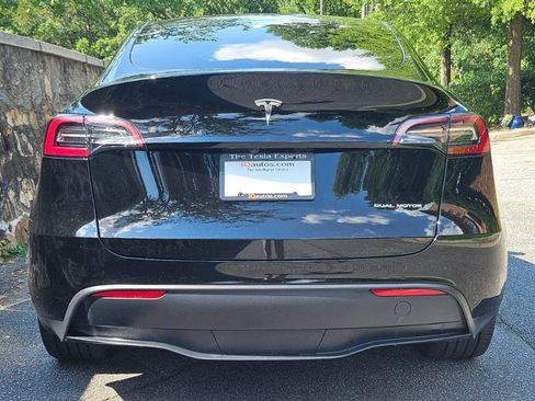 Used 2023 Tesla Model Y Long Range AWD/4WD image 9
