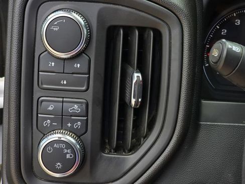 Used 2024 GMC Sierra 2500 Pro AWD/4WD image 17