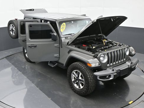 Used 2020 Jeep Wrangler Unlimited Sahara w/ Cold Weather Group AWD/4WD image 44