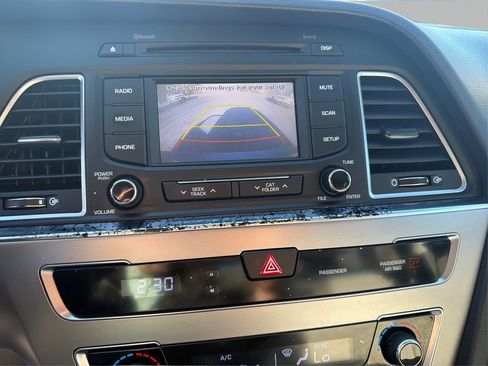 Used 2016 Hyundai Sonata SE image 42