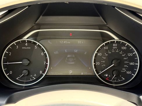 Used 2016 Nissan Murano Platinum w/ Platinum Technology Package FWD image 15