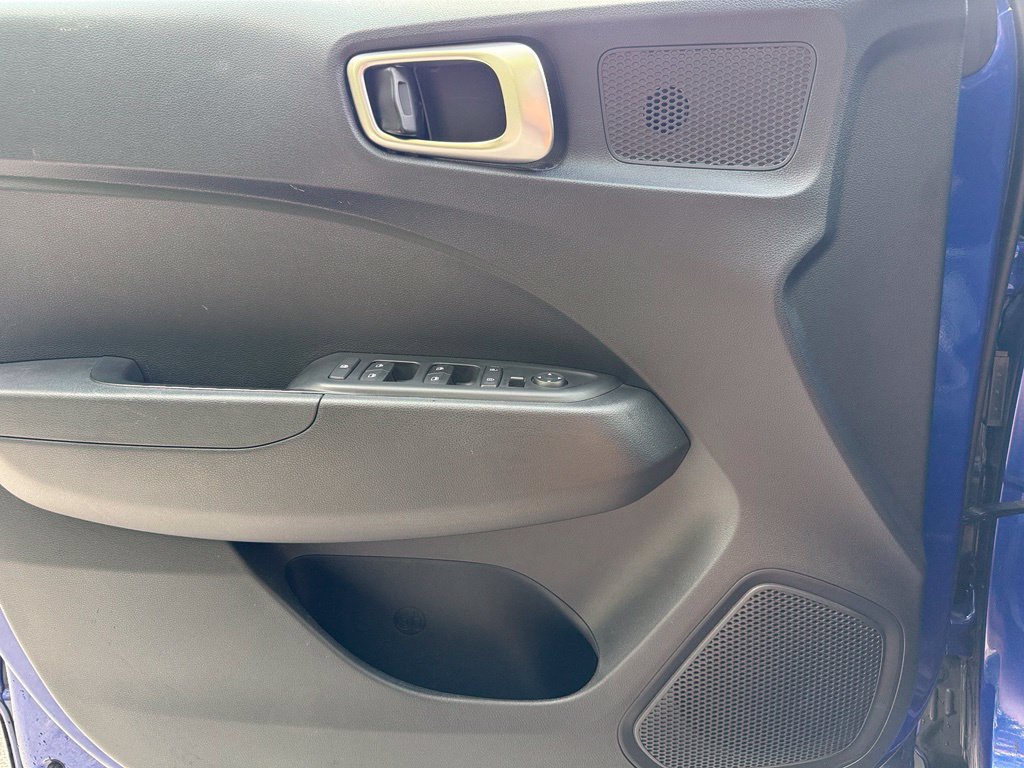 Certified 2026 Hyundai Venue SEL FWD image 21