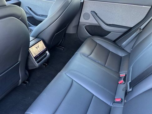 Used 2025 Tesla Model 3 Long Range RWD image 14