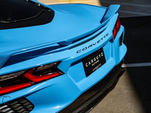 Used 2022 Chevrolet Corvette Stingray Preferred Cpe w/ Z51 Performance Package RWD image 13