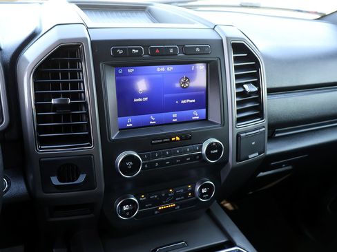 Used 2020 Ford Expedition XLT AWD/4WD image 19