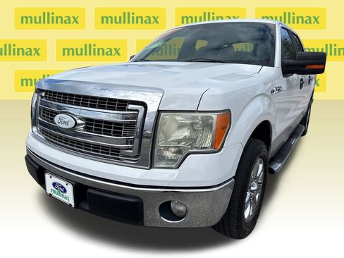 Used 2013 Ford F150 XLT w/ XLT Chrome Pkg image 9