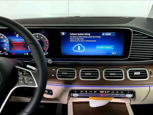 New 2026 Mercedes-Benz GLE 450 4MATIC image 9