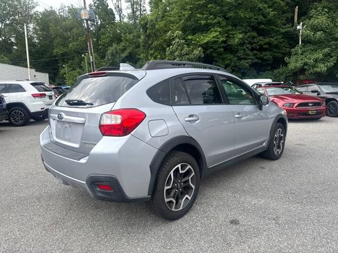 Used 2017 Subaru Crosstrek 2.0i Limited AWD/4WD image 6