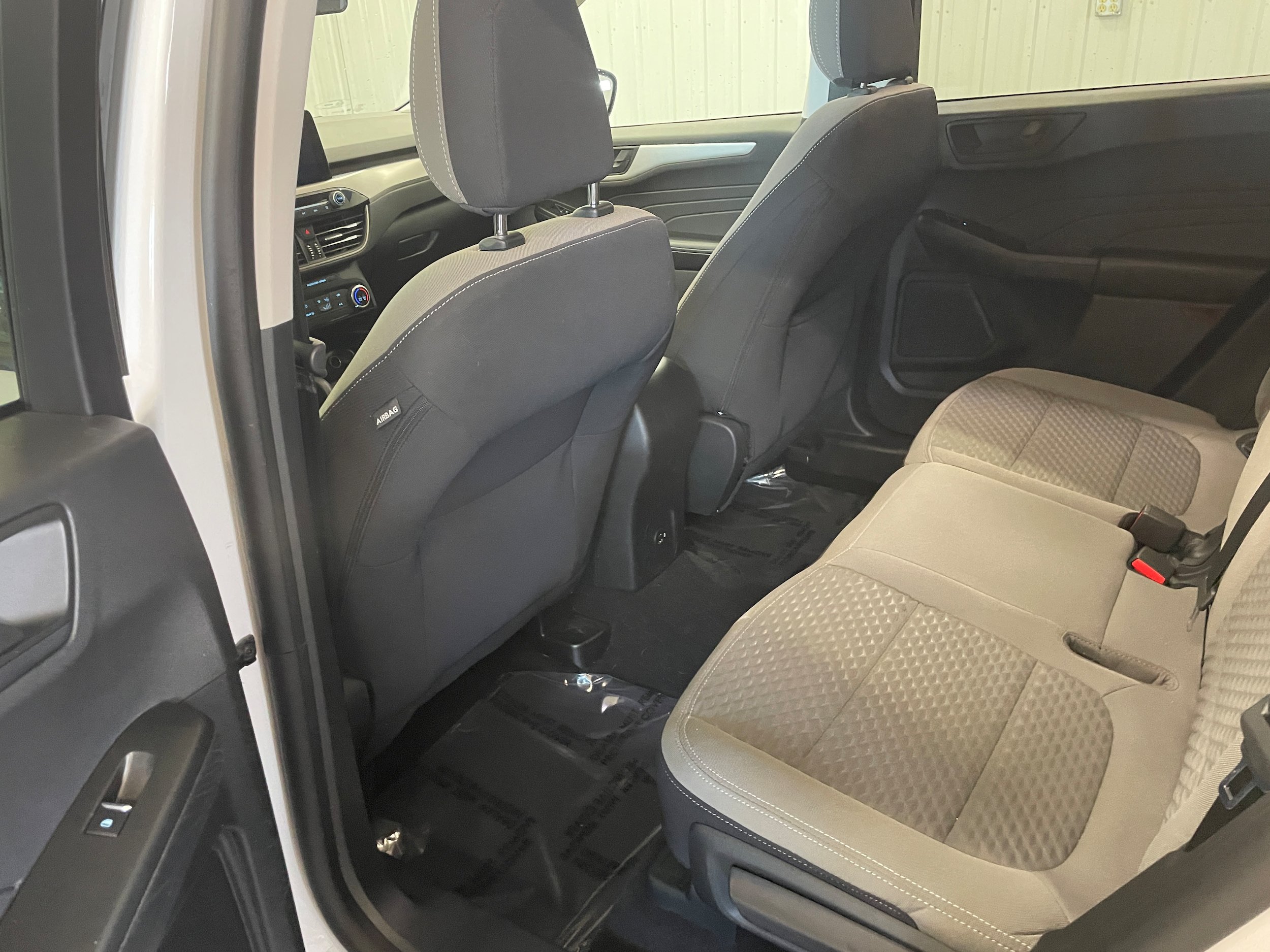Used 2022 Ford Escape SE AWD/4WD image 23