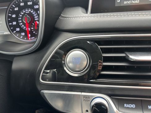Used 2020 Genesis G70 2.0T image 16