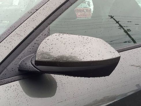 New 2025 Hyundai Elantra Sport image 12