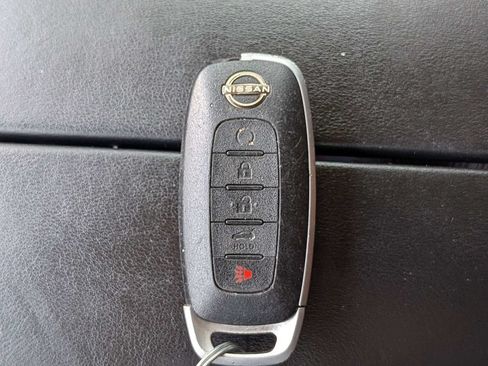 Used 2024 Nissan Rogue SV AWD/4WD image 34