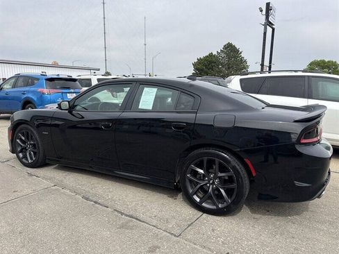 Used 2019 Dodge Charger R/T w/ Driver Confidence Group RWD image 4