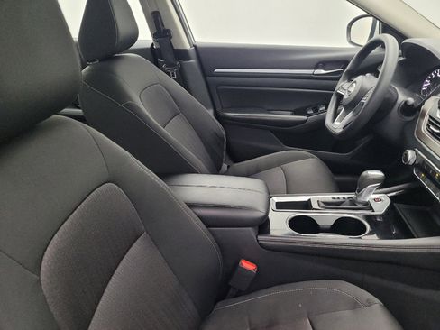 Used 2023 Nissan Altima 2.5 SV image 21