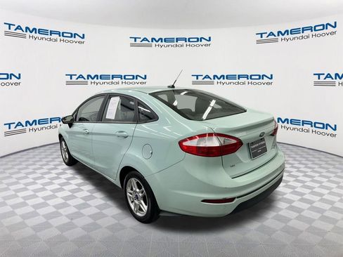 Used 2019 Ford Fiesta SE FWD image 3