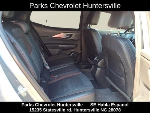 Certified 2025 Chevrolet Equinox EV RS FWD image 35