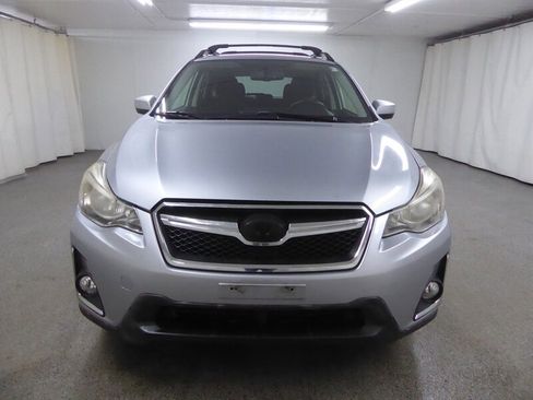 Used 2016 Subaru Crosstrek 2.0i Premium image 2