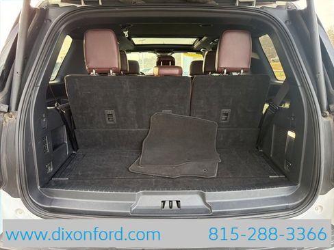 Used 2024 Ford Expedition Limited image 27