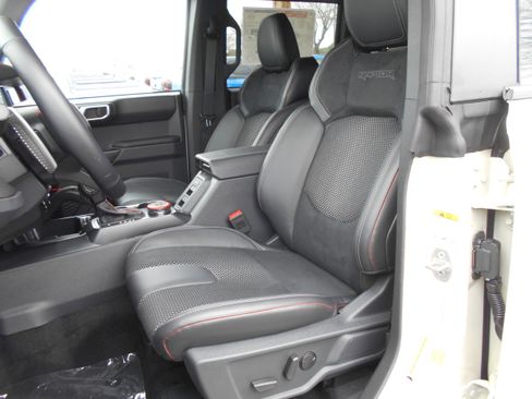 New 2025 Ford Bronco Raptor image 30