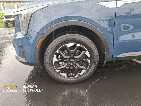 Used 2024 Kia Sorento S AWD/4WD image 28