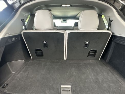 Used 2025 Acura MDX FWD w/ Technology Package image 24