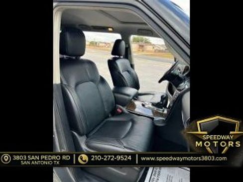 Used 2017 INFINITI QX80 2WD w/ Driver Assistance Package image 14
