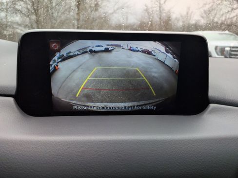 Used 2020 MAZDA CX-5 Touring image 11