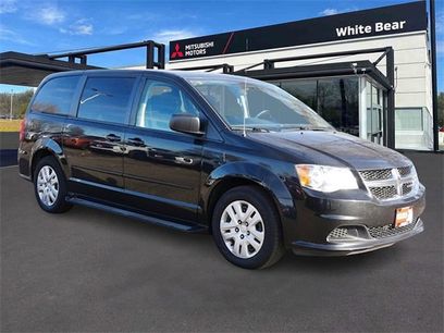Used 2017 Dodge Grand Caravan SE w/ Power Window Group