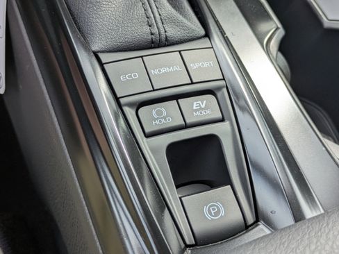 New 2026 Toyota Camry SE image 19