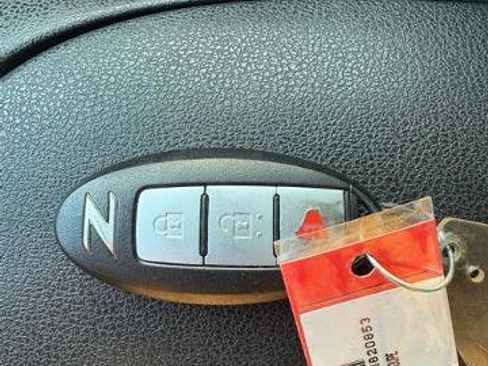 Used 2020 Nissan 370Z Coupe image 23