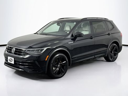 Used 2024 Volkswagen Tiguan SE R-Line image 6