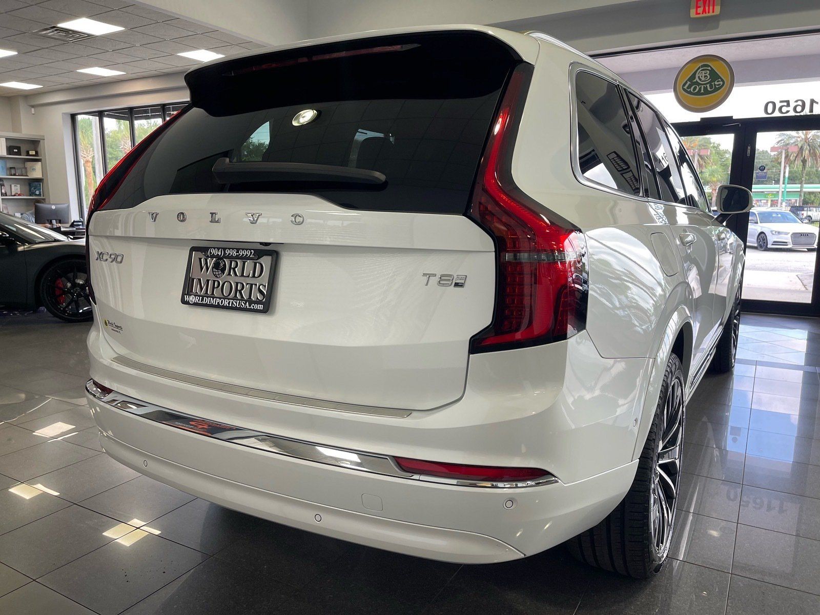 Used 2025 Volvo XC90 T8 Ultra w/ Protection Package Premier AWD/4WD image 18