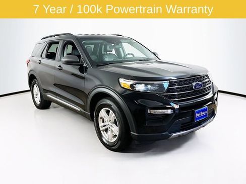 Certified 2023 Ford Explorer XLT w/ Equipment Group 202A AWD/4WD image 1