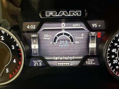 Used 2022 RAM 2500 Laramie AWD/4WD image 9