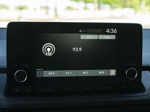 Used 2025 Honda Accord LX image 30