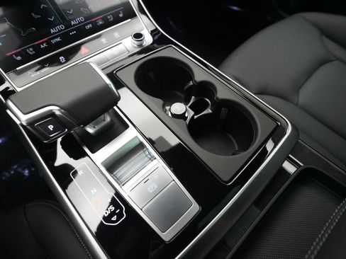 New 2026 Audi Q8 Premium Plus image 17