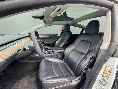 Used 2022 Tesla Model 3 Long Range AWD/4WD image 17