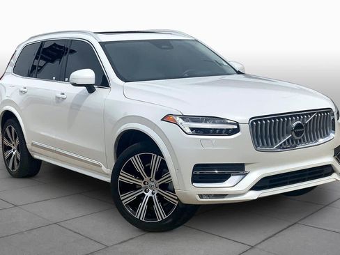 Used 2025 Volvo XC90 B6 Ultra w/ Protection Package Premier AWD/4WD image 3