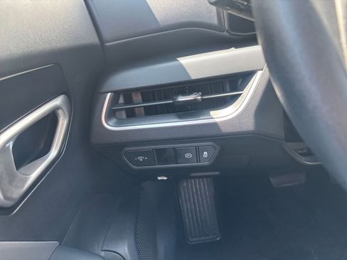 Used 2025 Kia K4 FWD image 33