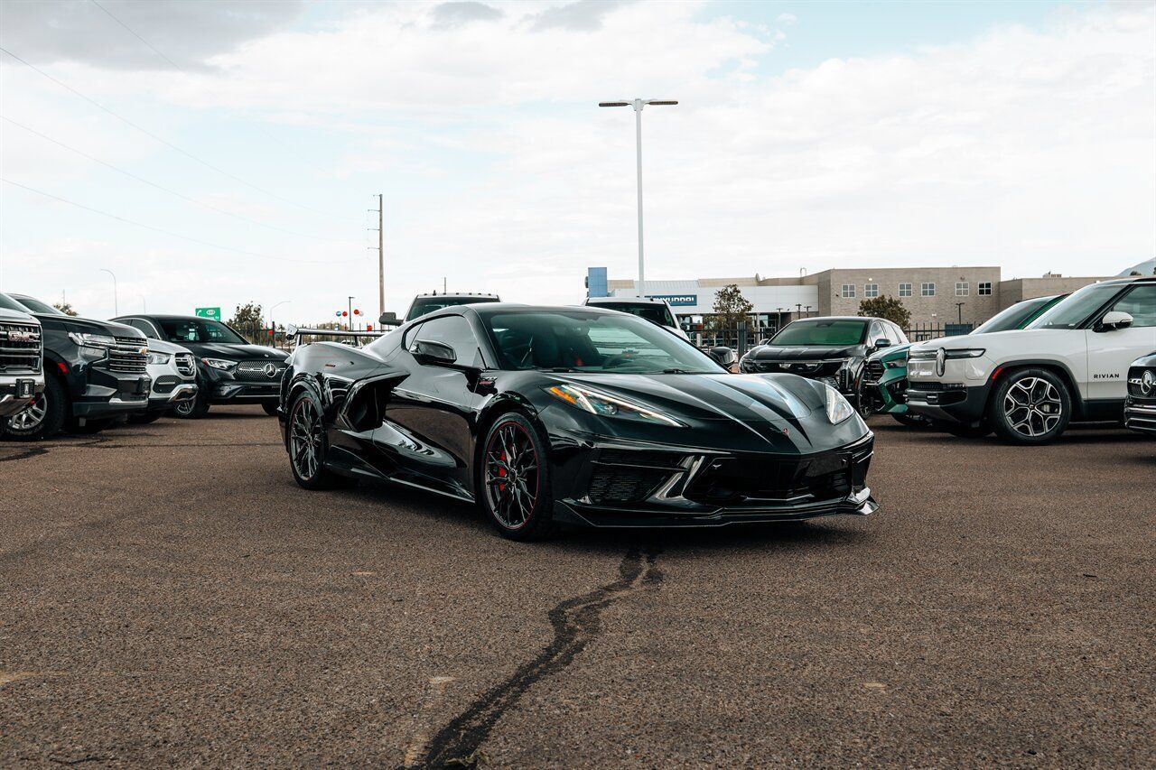 Used 2023 Chevrolet Corvette Stingray Premium Cpe w/ Z51 Performance Package RWD image 1