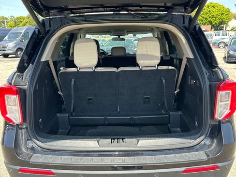 Used 2023 Ford Explorer XLT w/ Equipment Group 202A image 24