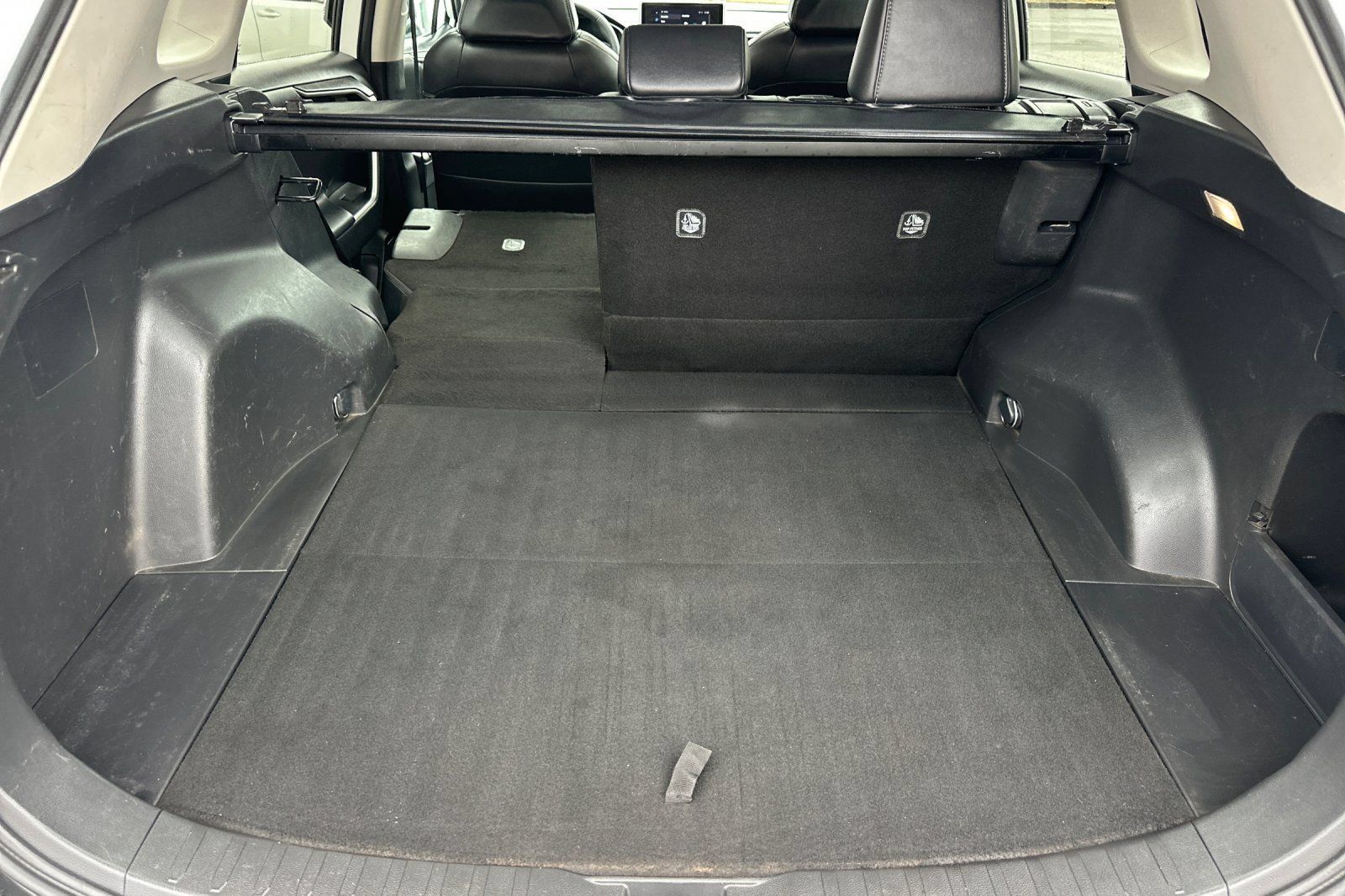 Used 2024 Toyota RAV4 XLE Premium FWD image 16
