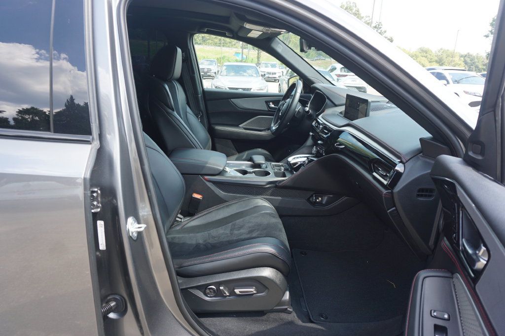 Used 2023 Acura MDX A-Spec AWD/4WD image 19
