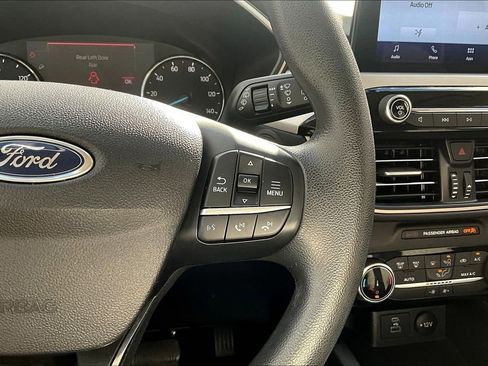 Used 2022 Ford Escape SE image 15